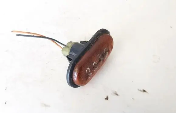 Renault Safrane Front fender indicator light 13910020