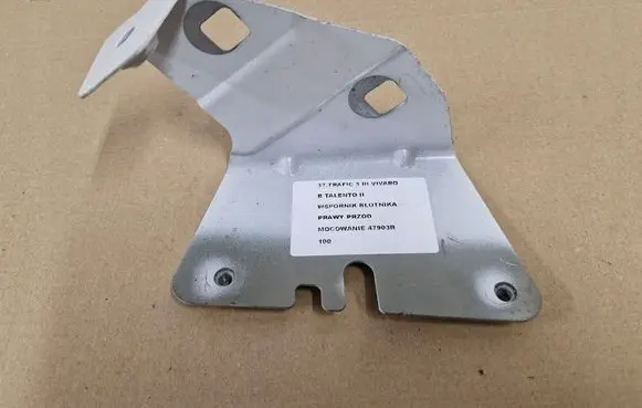 Renault Trafic III (X82) Fender mounting bracket 47903R