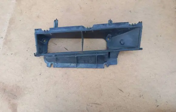 Mercedes-Benz C W203 Cabin air micro filter frame (part) 2038303203