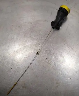 Oil level dip stick