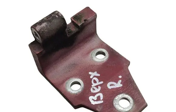 Jaguar XK8 - XKR Front door upper hinge 