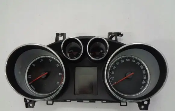 Opel Mokka Speedometer (instrument cluster) 95375176