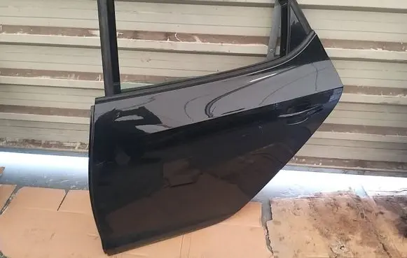Seat Ibiza IV (6J,6P) Rear door LZ9Y