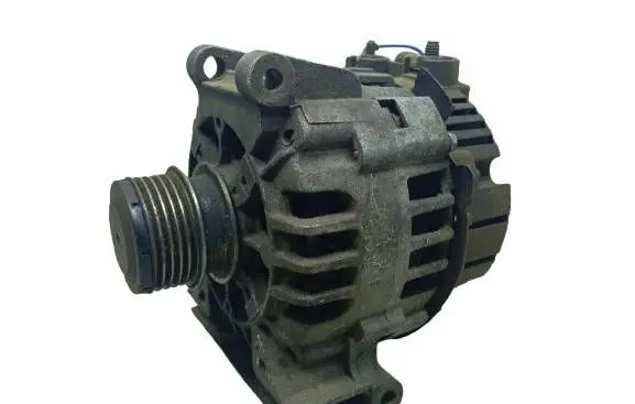 Mercedes-Benz A W168 Generator/alternator A0121544402 A5880250