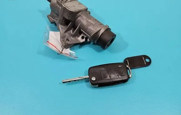 Skoda Roomster (5J) Ignition lock 4B0905851C IMPRK1361187