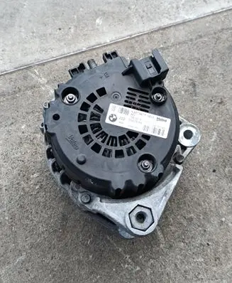 BMW 4 F32 F33 Generator/alternator 8570675AI04 8570675