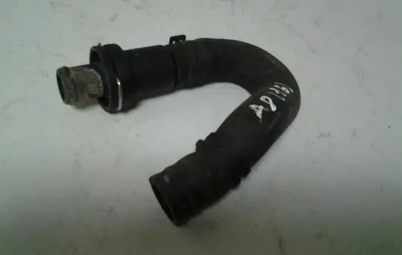 Audi A8 S8 D3 4E Engine coolant pipe/hose 4E0819373P 4E0121113