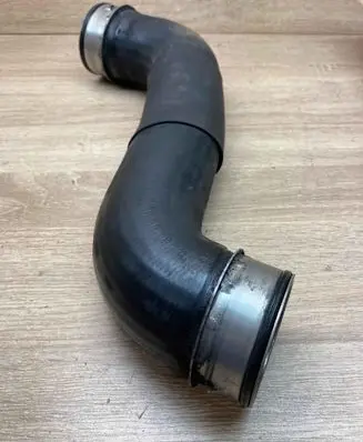 Mercedes-Benz E W211 Intercooler hose/pipe A2115282782