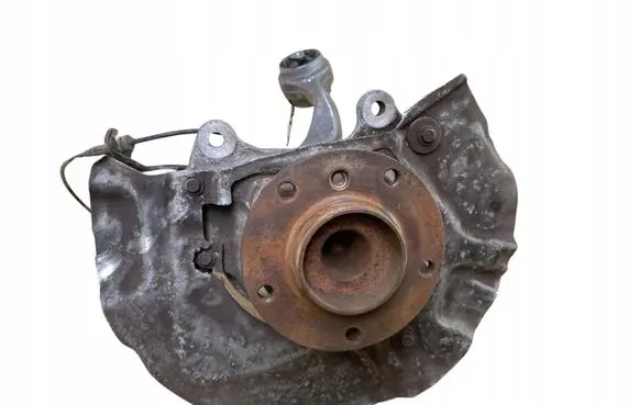 BMW 5 E60 E61 Front wheel hub 6760106