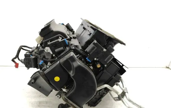 Audi A6 S6 C6 4F Interior heater climate box assembly 4F1819151A 4F1820351J 4F0971839D