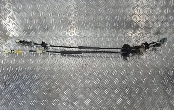 Opel Mokka Gear shift cable linkage 55596764
