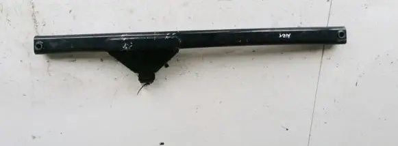 Volvo S60 Engine mount bracket