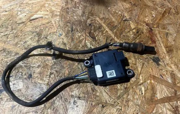 Nissan Navara D23 Lambda probe sensor 1275101078