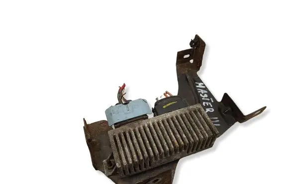Renault Master III Glow plug pre-heat relay 8200558438A RCS812