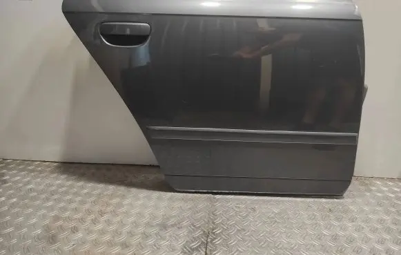 Audi A4 S4 B7 8E 8H Rear door