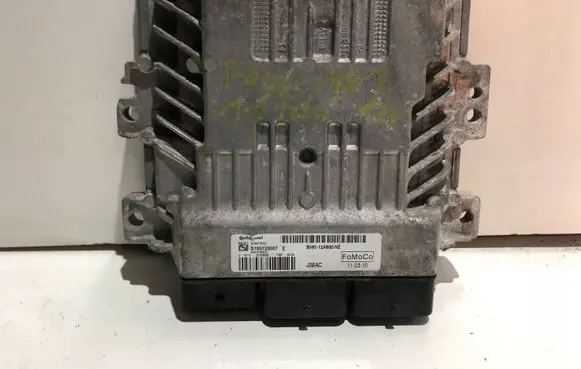 Ford Focus Engine control unit/module BV6112A650NE