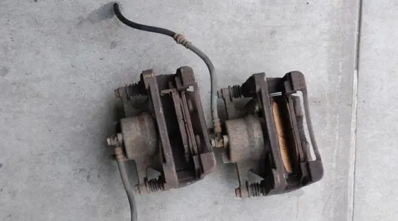 Mazda CX-5 Rear brake caliper 150KM