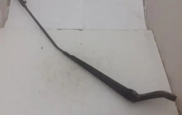Peugeot 407 Windshield/front glass wiper blade 745602