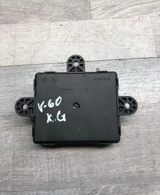 Volvo V60 Door control unit/module AV6N14C236BB 31318963 AV6N14C068AE