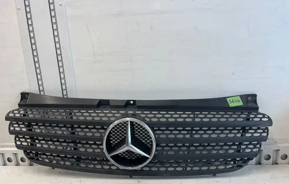 Mercedes-Benz Vito Viano W639 Front bumper upper radiator grill A6398800185 9429129741