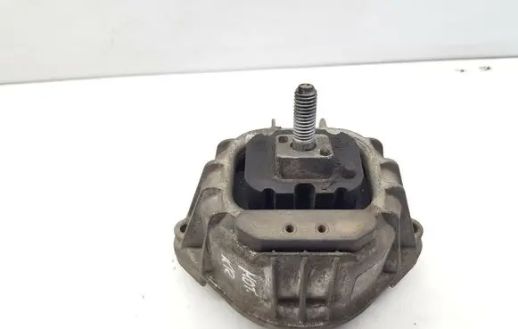 BMW 3 E90 E91 Engine mount bracket 13981112 nr8759