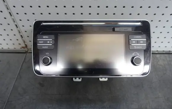 Nissan Leaf II (ZE1) Navigation unit CD/DVD player 25915-5SJ0B