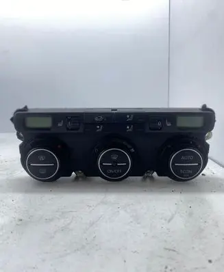 Volkswagen PASSAT B6 Climate control unit 74677533 28110552 746775