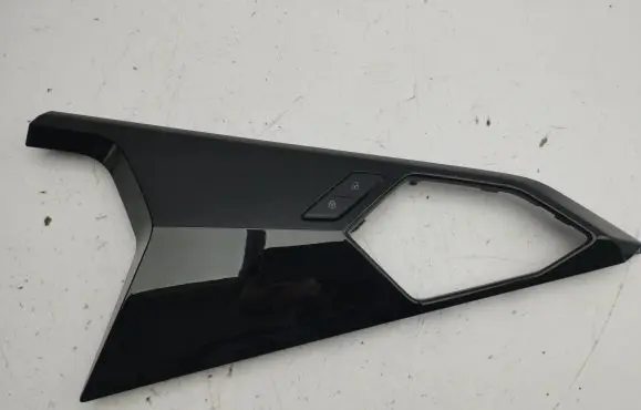 Audi A1 Front door interior handle trim 82A959522D