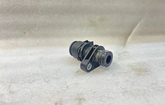 BMW 4 F32 F33 Vacuum air tank 212595-10