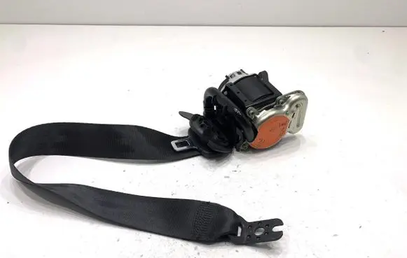 Skoda Superb B8 (3V) Front seatbelt 3063559