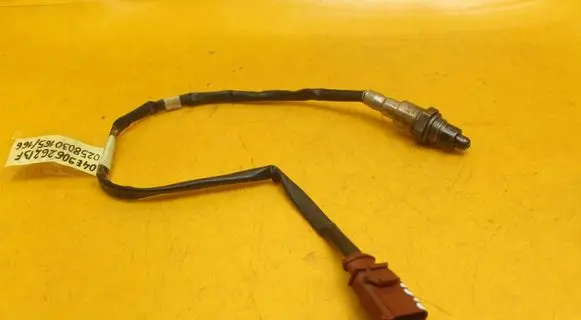 Volkswagen Golf VII Lambda probe sensor 04E906262BF 0258030165 0258030166