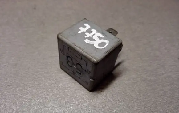 Audi A6 S6 C5 4B Other relay 141951253B 20240072