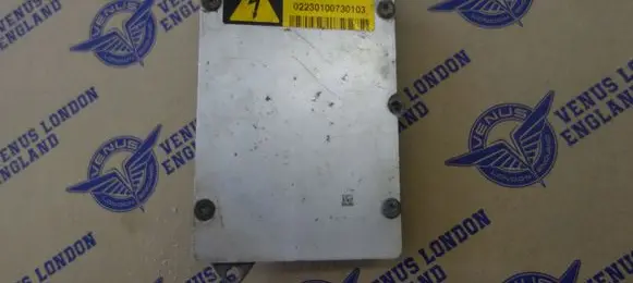 Mercedes-Benz E W211 Headlight ballast module Xenon 5DV00829000