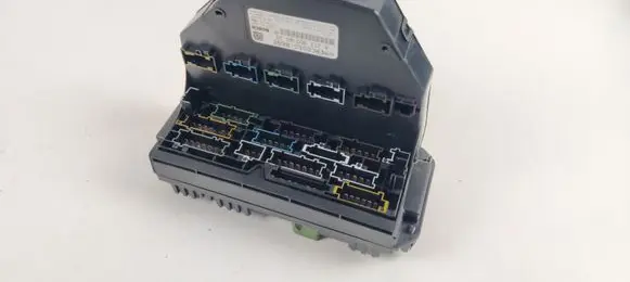 Mercedes-Benz E W212 SAM control unit A2129004025
