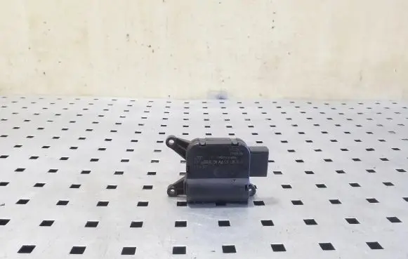 Audi TT TTS Mk2 Air flap motor/actuator 1K0907511 0132801345