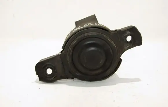 Subaru XV Engine mount bracket