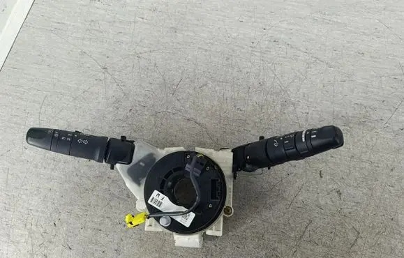 Nissan Micra Wiper turn signal indicator stalk/switch 25560AX6916
