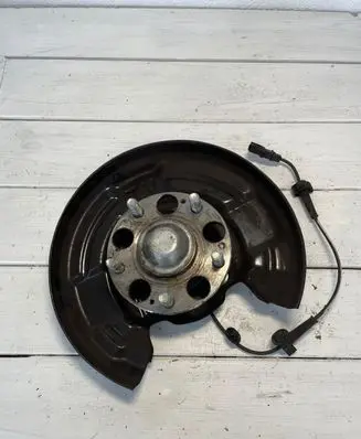 Honda Civic IX Rear wheel hub
