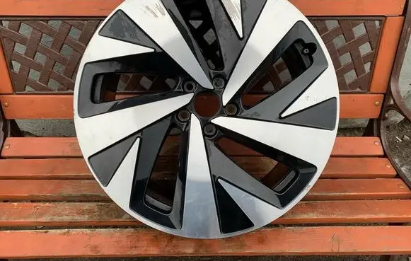 Volkswagen ID.4 R20 alloy rim 