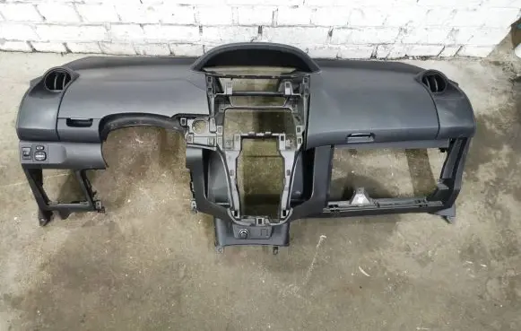 Toyota Yaris Dashboard 553020D010
