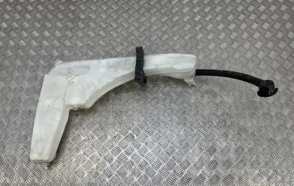 BMW X3 F25 Windshield washer fluid reservoir/tank 7213265