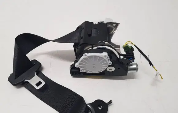 BMW 2 F45 Rear seatbelt 33042561 34009431 34190515E