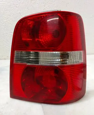 Volkswagen Touran I Rear/tail lights 1T0945258D