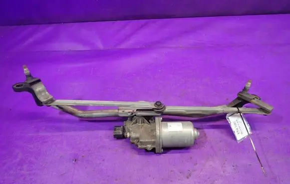 Skoda Fabia Mk2 (5J) Front wiper linkage and motor 5J1955113B