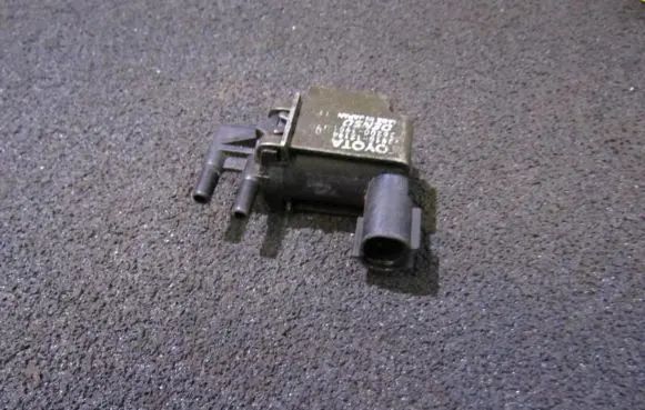 Lexus IS 200-300 Turbo solenoid valve 2586070030 101362-1910