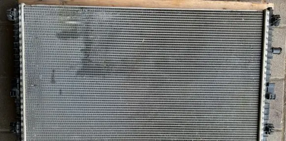 Audi Q7 4M Optional radiator 4M0145804T