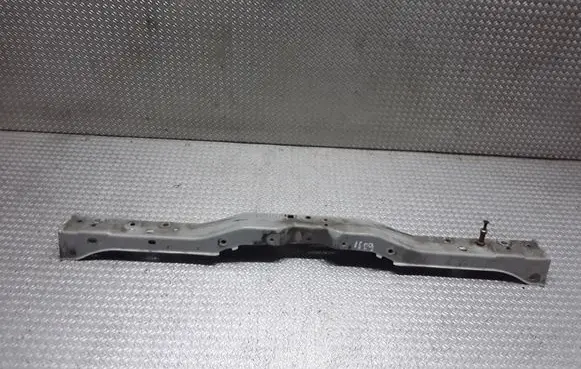 Toyota Avensis T250 Top upper radiator support slam panel