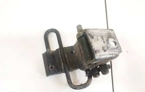 Volkswagen PASSAT B5 Tailgate/trunk/boot hinge