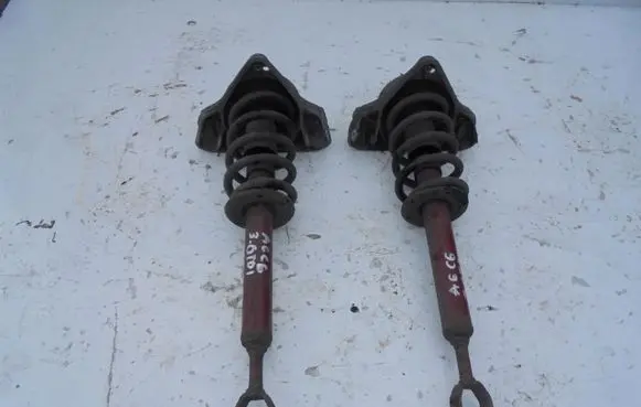 Front shock absorber with coil spring