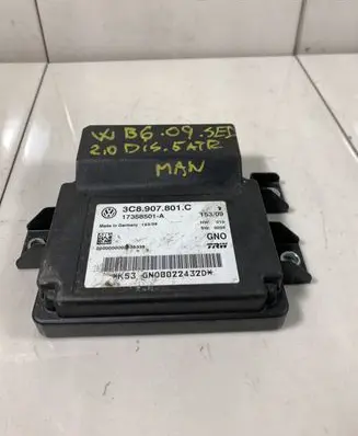 Volkswagen PASSAT B6 Hand brake control module 3C8907801C